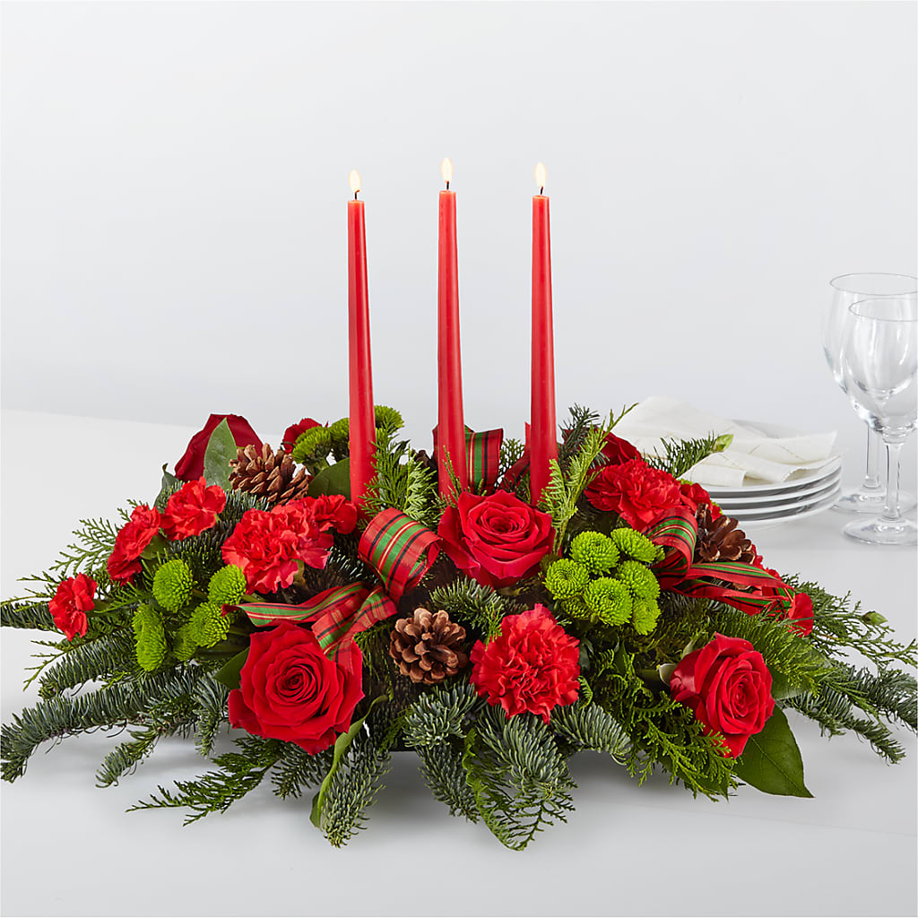 By the Candlelight Centerpiece – La Veranera Flower Shop, Nashville TN