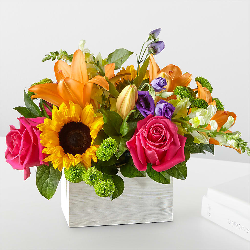 Best Day Box Bouquet – La Veranera Flower Shop, Nashville TN