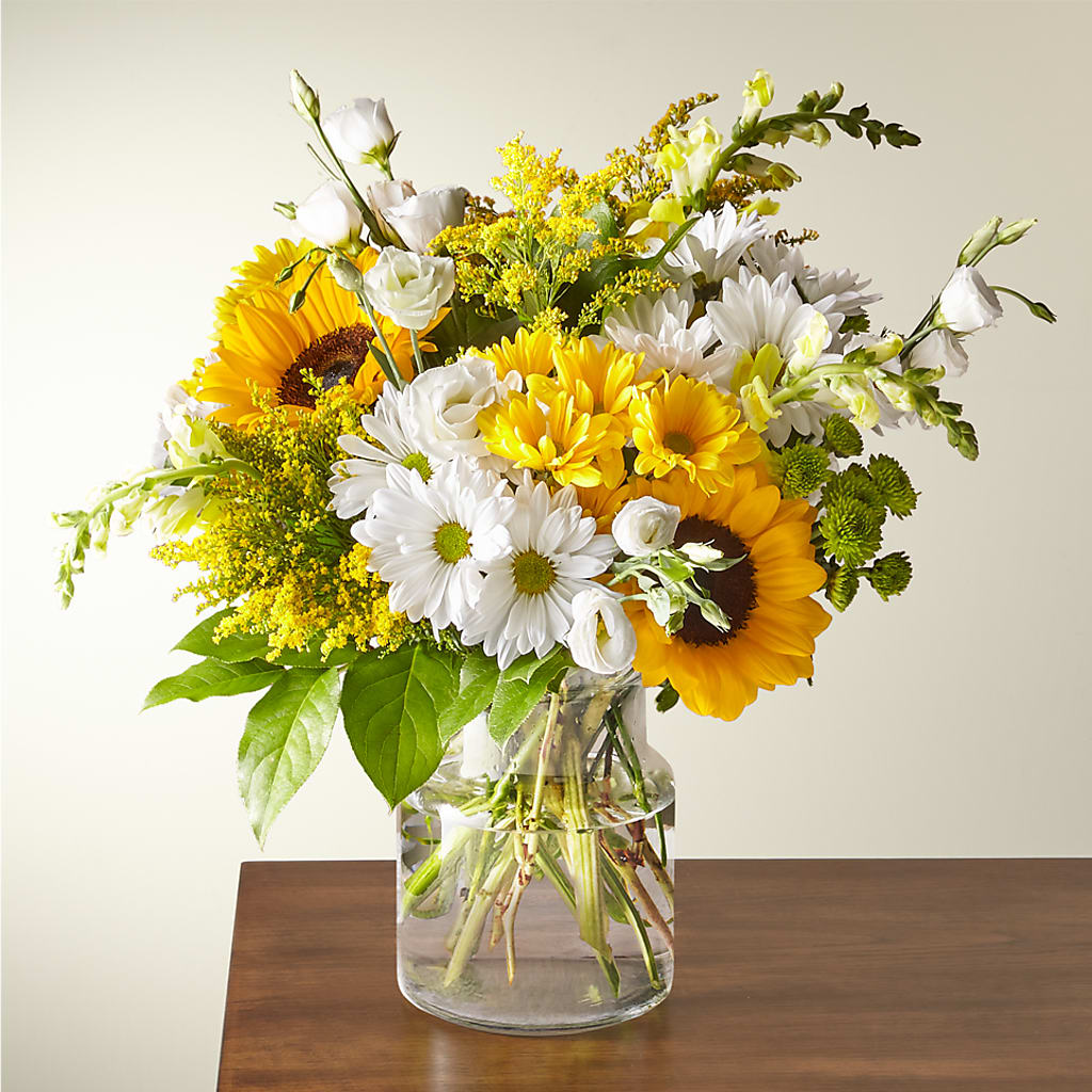 Hello Sunshine Bouquet – La Veranera Flower Shop, Nashville TN