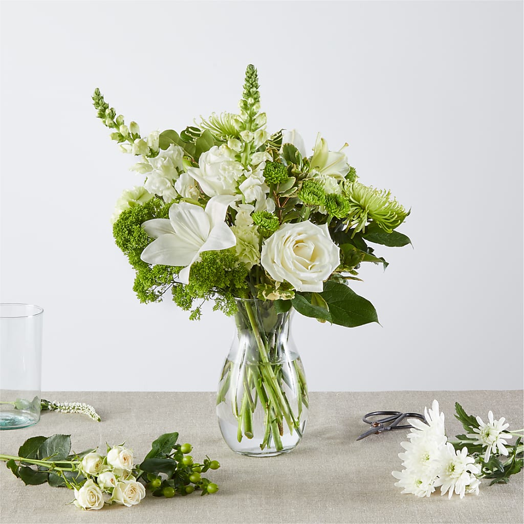 Irish Garden - A Florist Original – La Veranera Flower Shop, Nashville TN