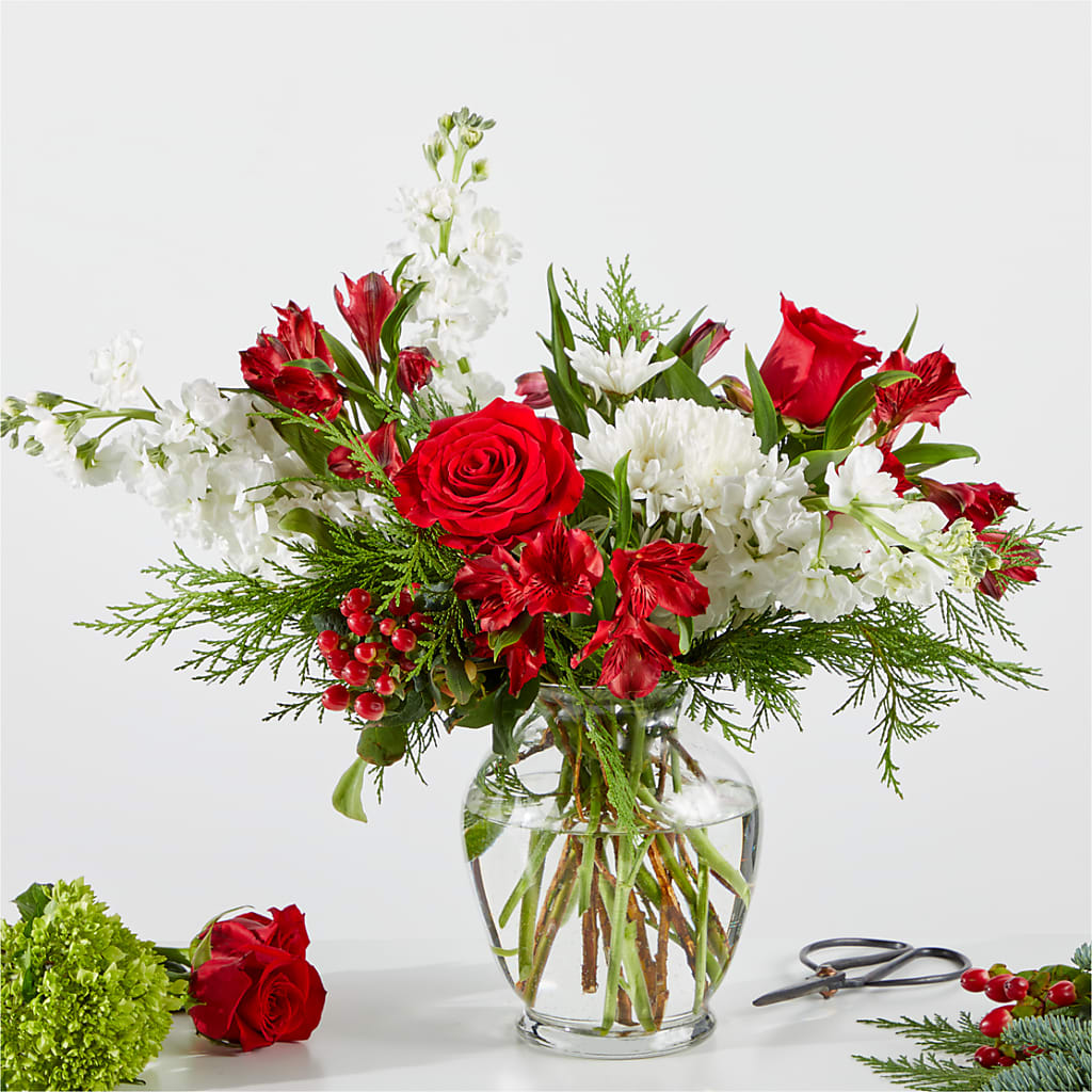 Merry Moment Bouquet – A Florist Original – La Veranera Flower Shop, Nashville TN