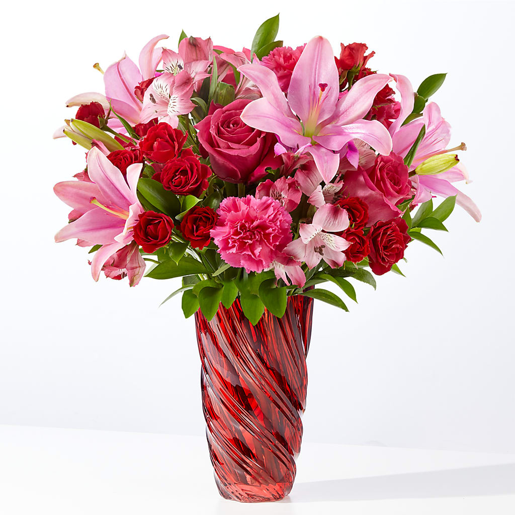 In Love Bouquet with Luxe Swirl Vase – La Veranera Flower Shop, Nashville TN