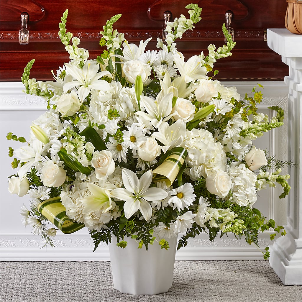 Thoughts of Tranquility Floor Basket – La Veranera Flower Shop, Nashville TN