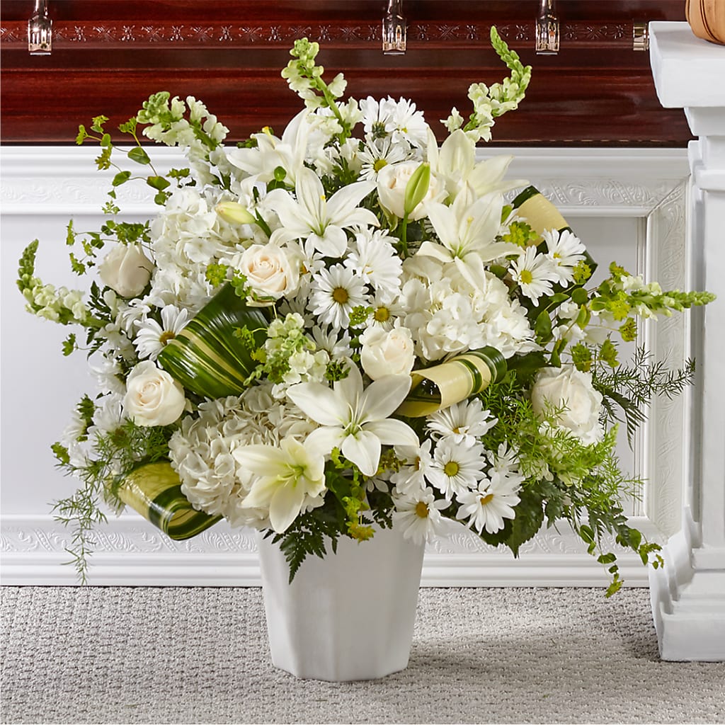 Thoughts of Tranquility Floor Basket – La Veranera Flower Shop, Nashville TN