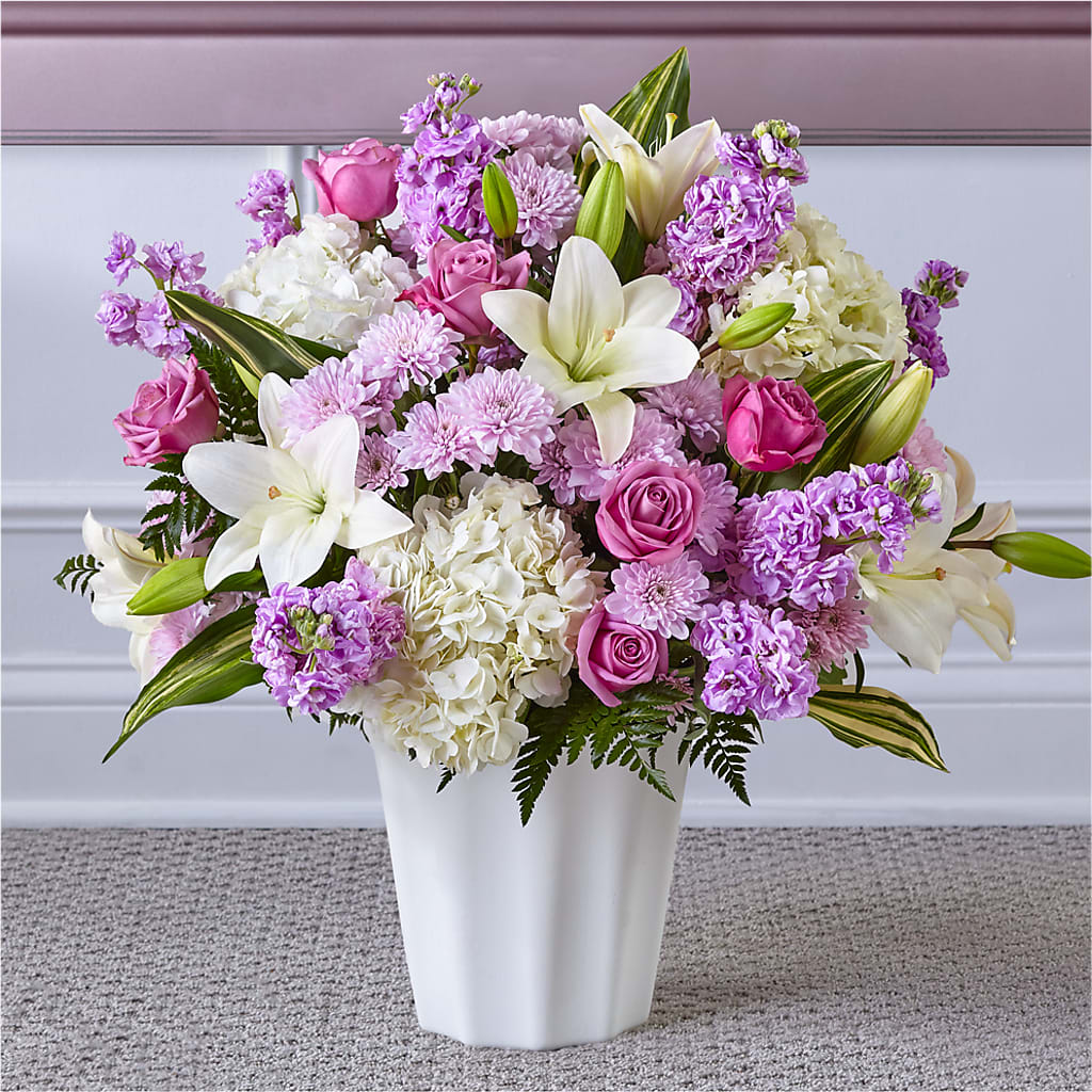 Heaven Sent Floor Basket – La Veranera Flower Shop, Nashville TN