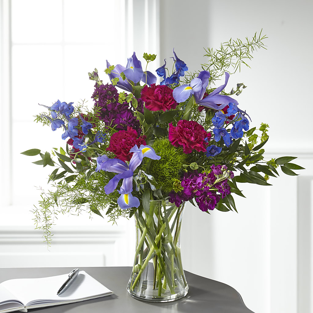 Giving Grace Bouquet – La Veranera Flower Shop, Nashville TN