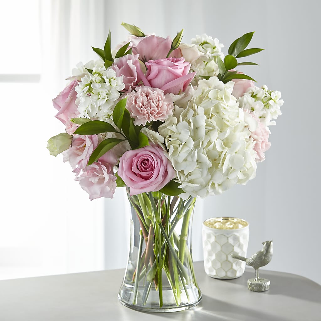 Guiding Grace Bouquet – La Veranera Flower Shop, Nashville TN