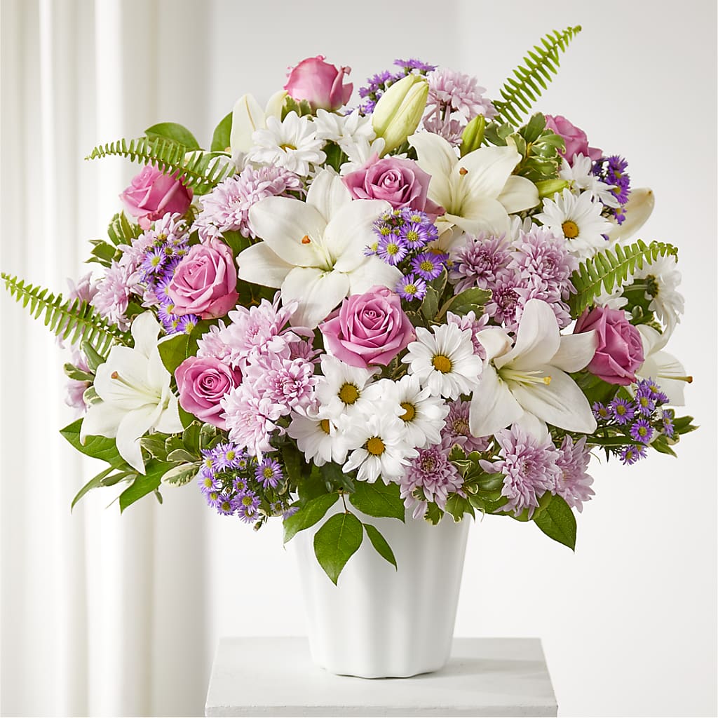 Warmest Thoughts Tabletop Basket – La Veranera Flower Shop, Nashville TN