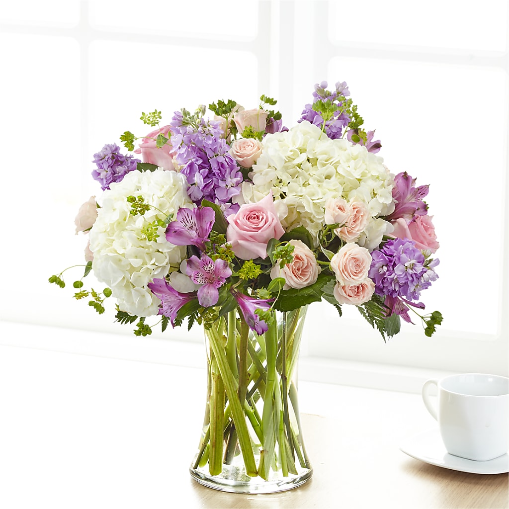 Shared Sentiment Bouquet – La Veranera Flower Shop, Nashville TN