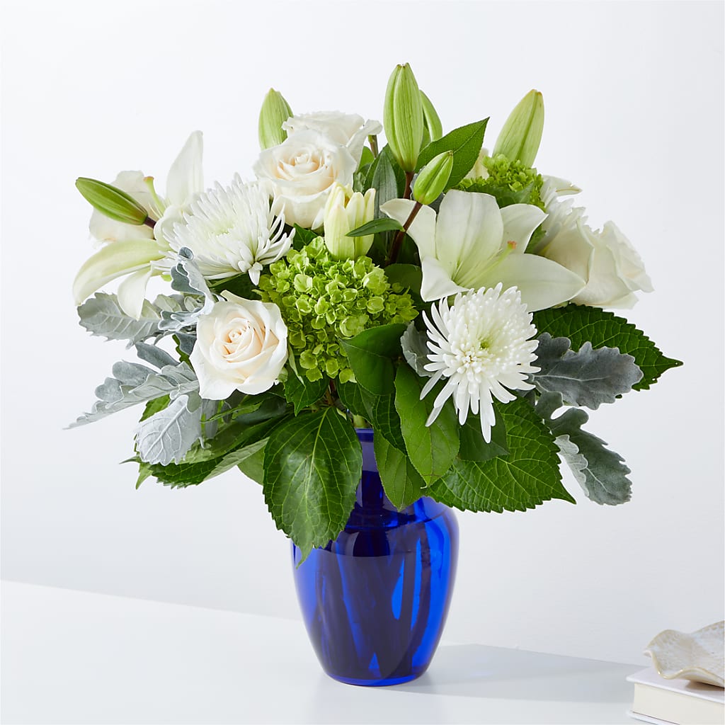 Snowy Dreams Bouquet – La Veranera Flower Shop, Nashville TN