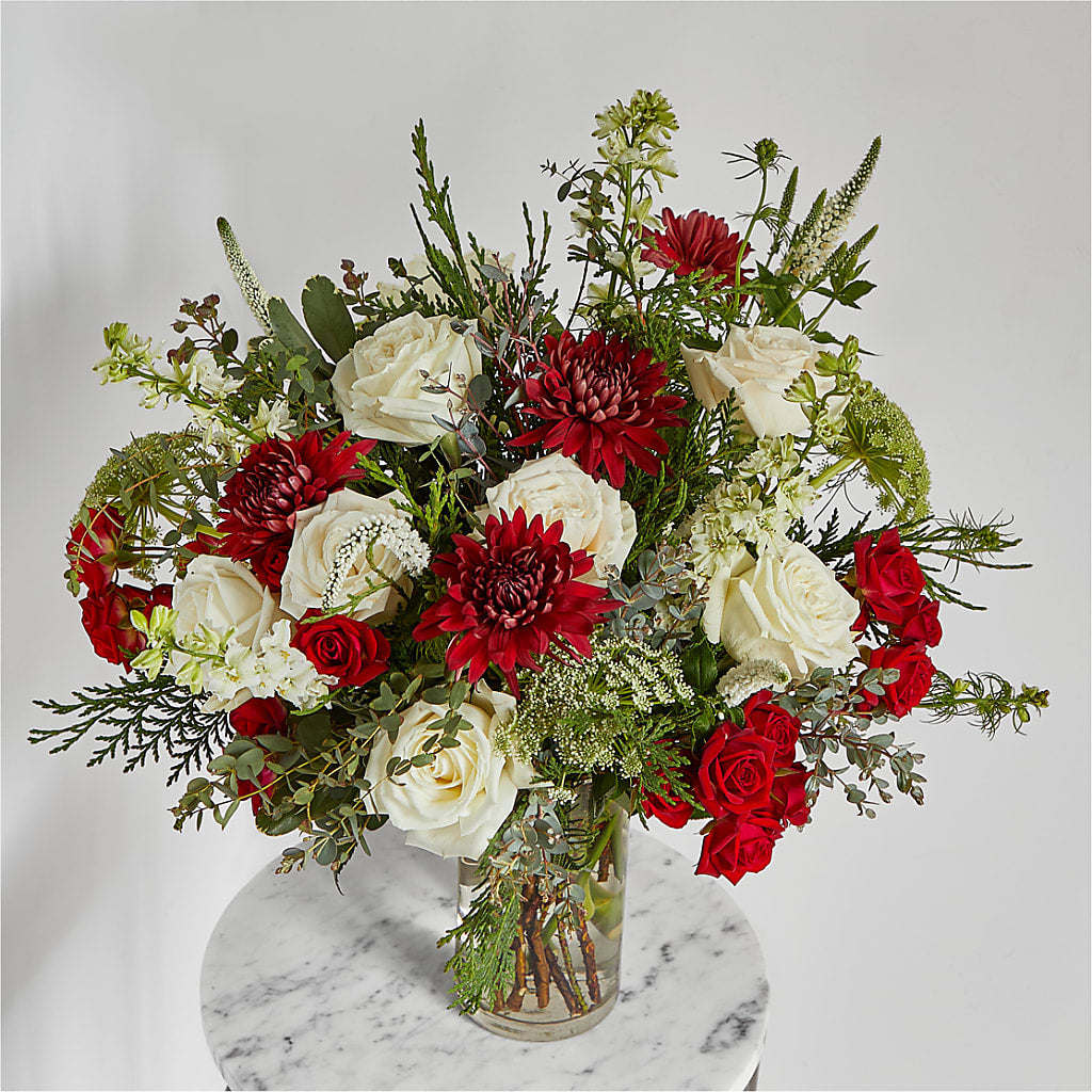 Favorite Traditions Bouquet – La Veranera Flower Shop, Nashville TN