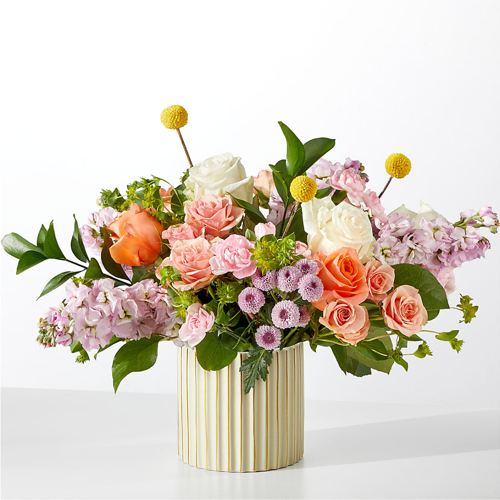 French Market Bouquet with Ivory Vase – La Veranera Flower Shop, Nashville TN