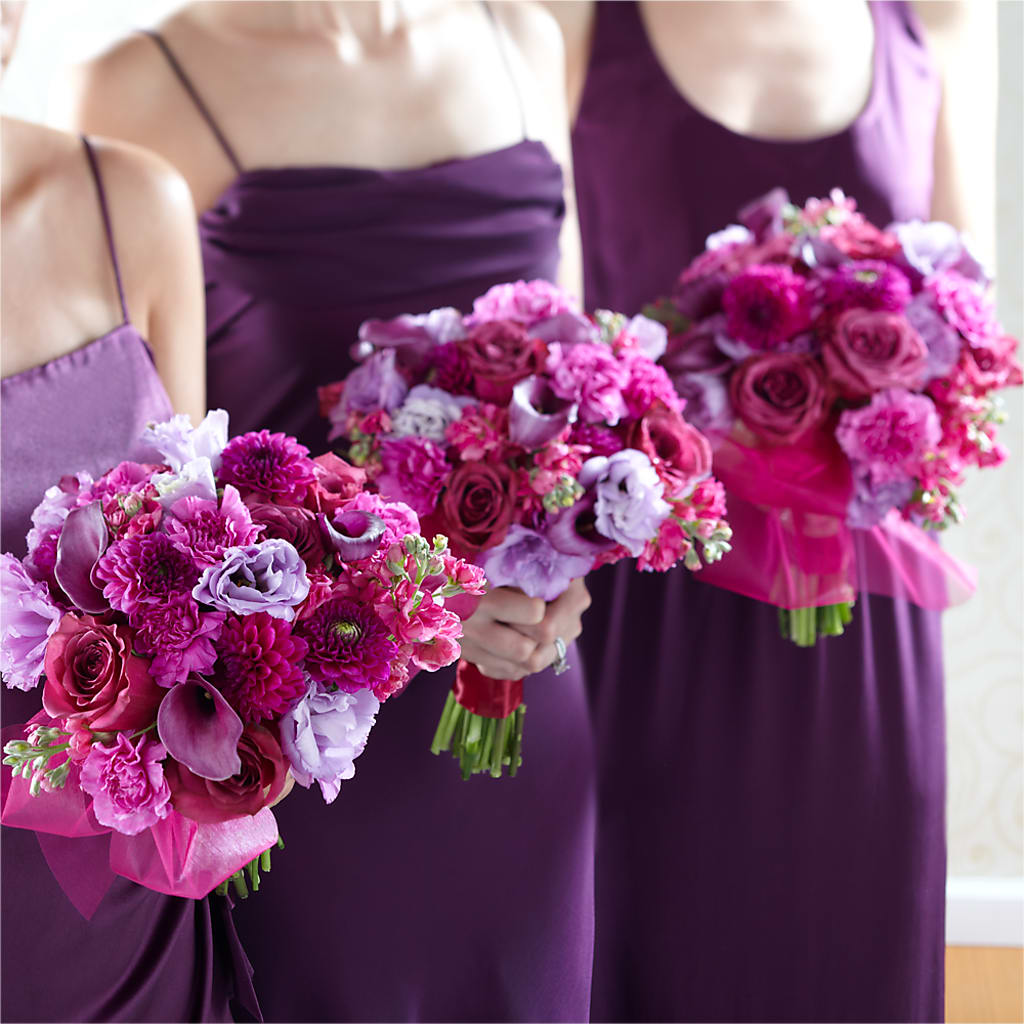 Bridesmaid's Garden Bouquet – La Veranera Flower Shop, Nashville TN