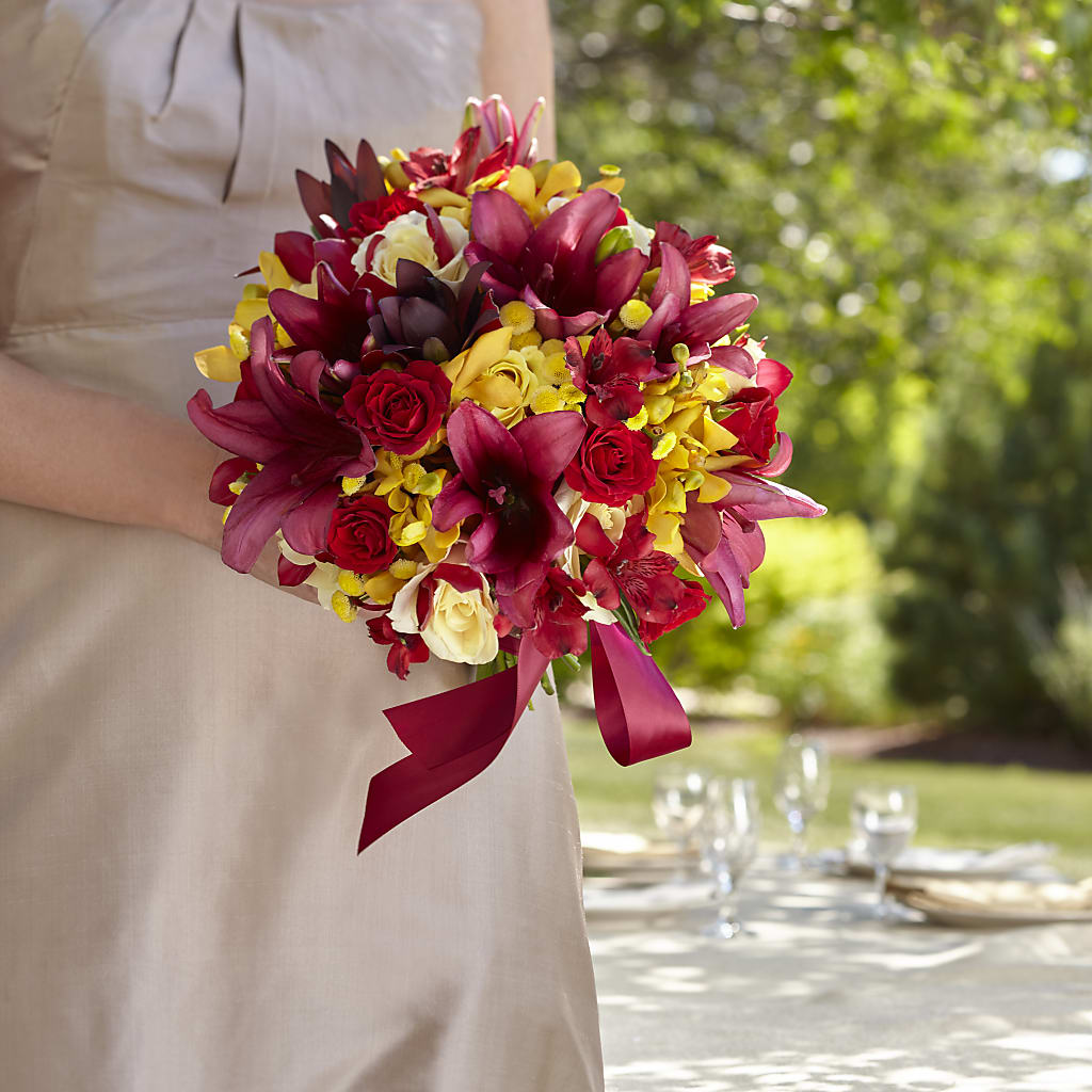 Sunningdale Bouquet – La Veranera Flower Shop, Nashville TN