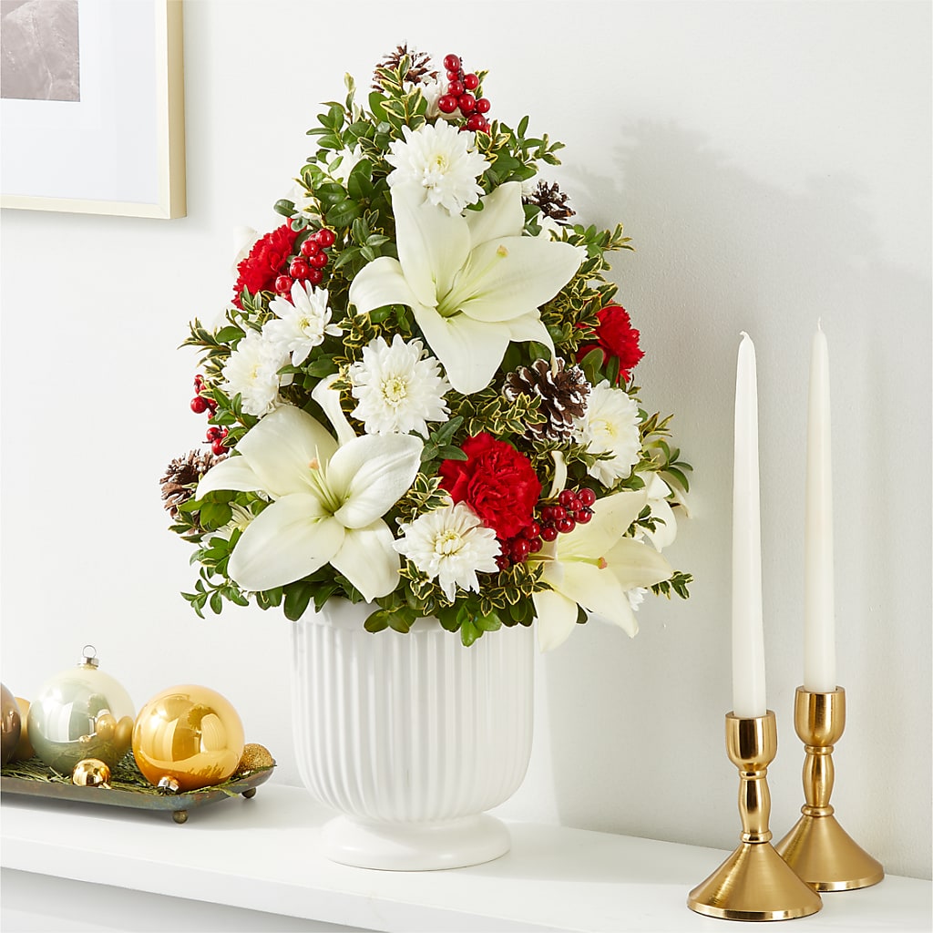 Festive Moments Tree –  La Veranera Flower Shop, Nashville TN