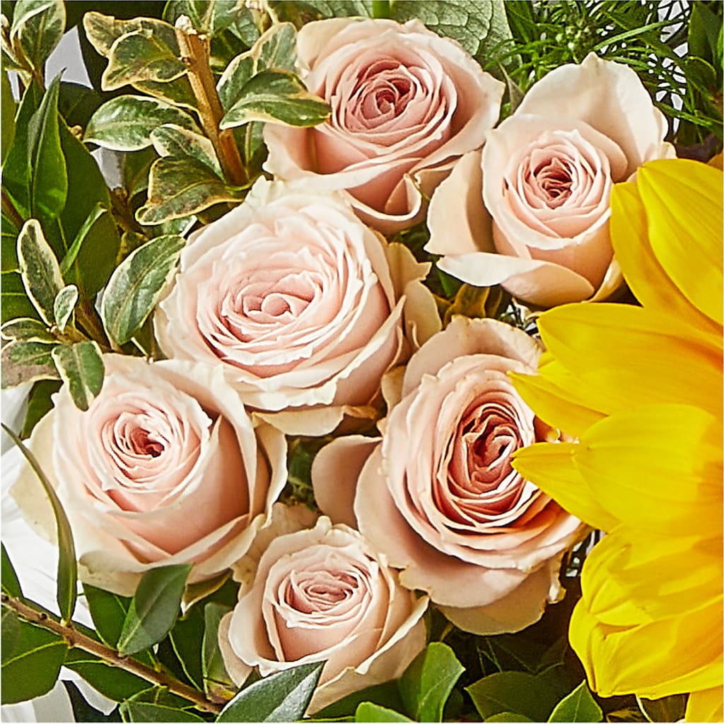 The Good Life Bouquet –  La Veranera Flower Shop, Nashville TN