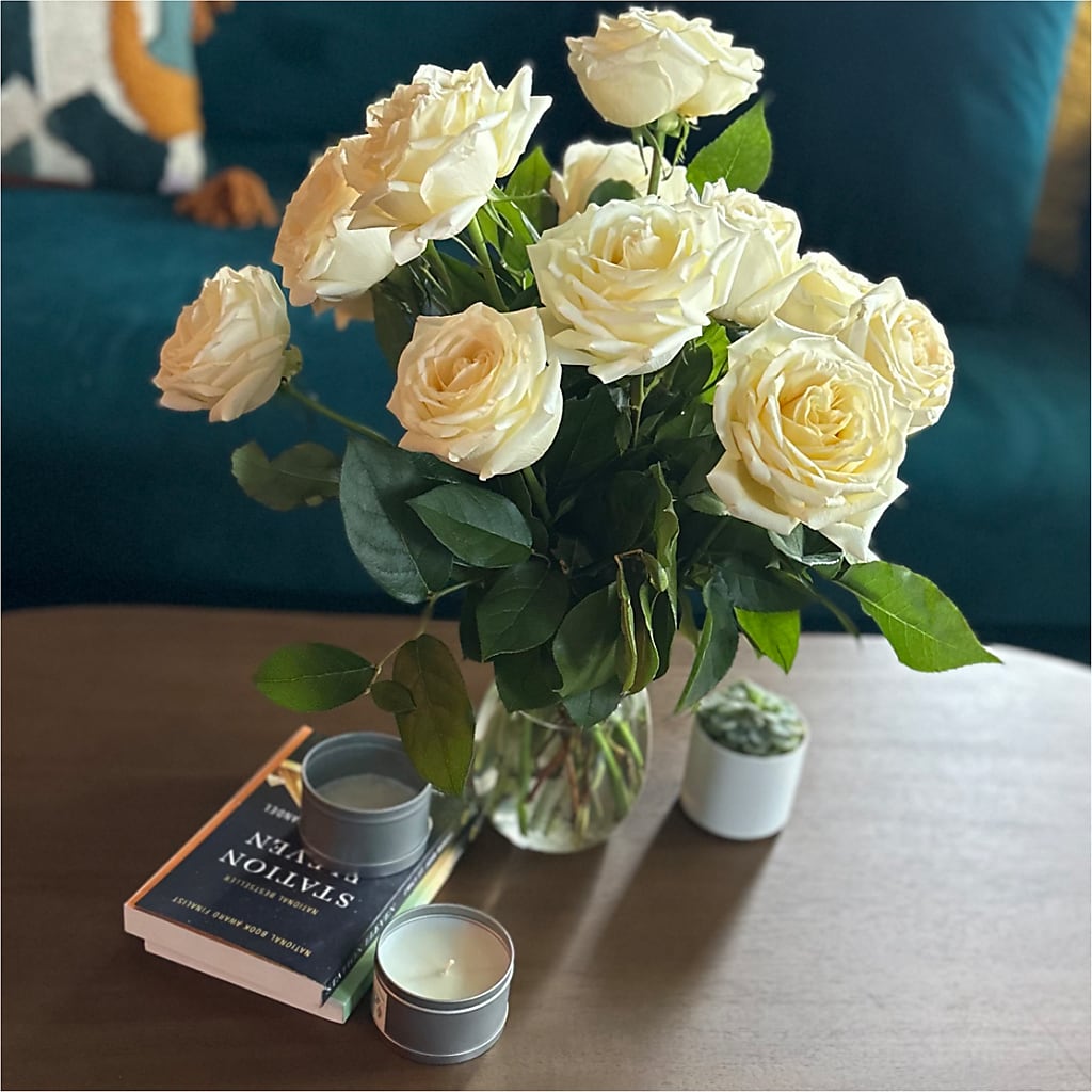 Long Stem Yellow Rose Bouquet –  La Veranera Flower Shop, Nashville TN