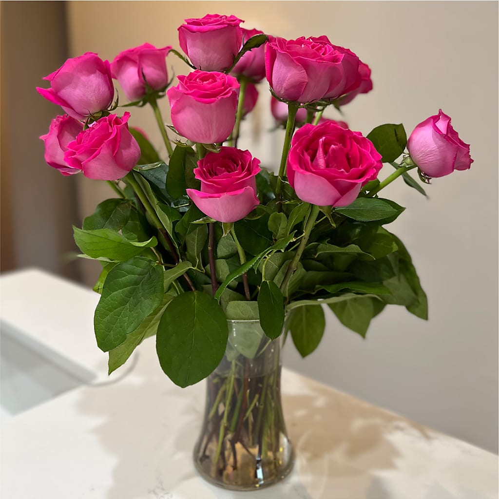 Long Stem Pink Rose Bouquet –  La Veranera Flower Shop, Nashville TN