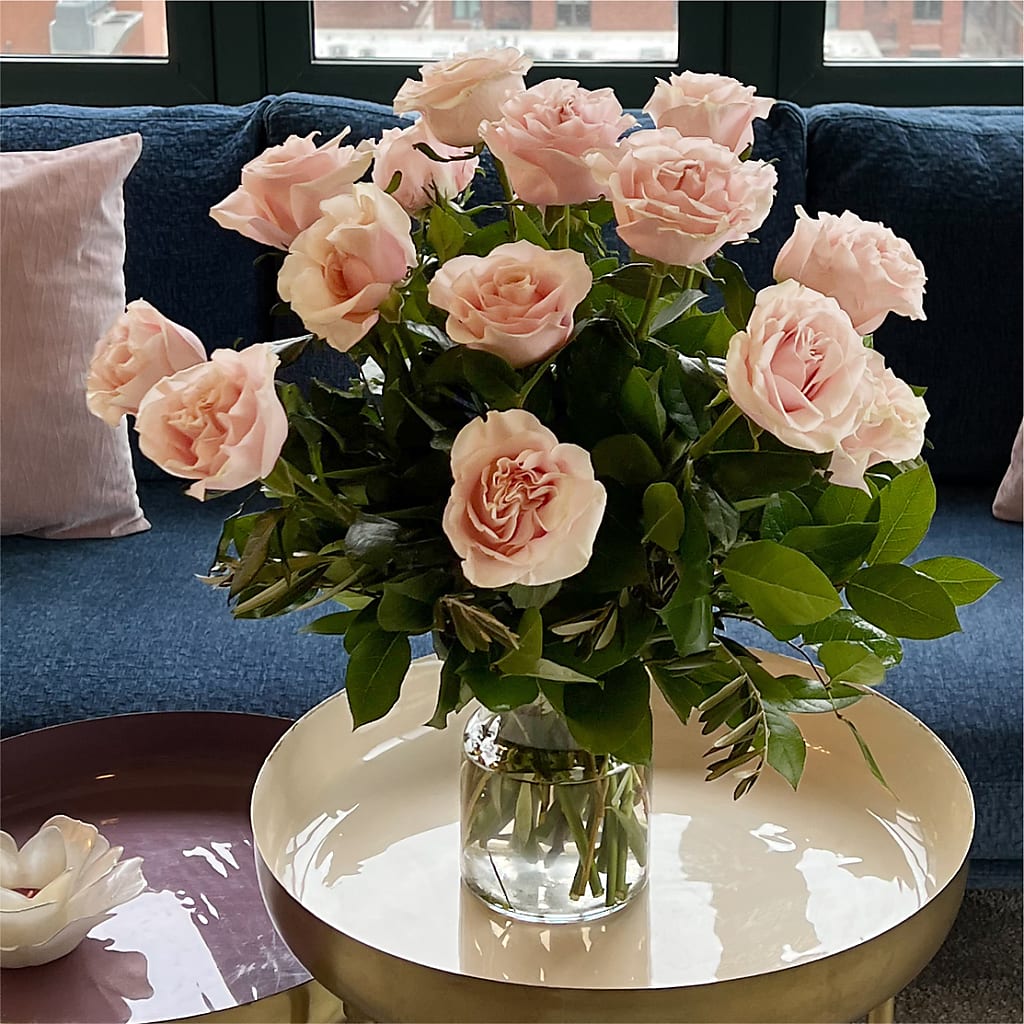 Long Stem Pink Rose Bouquet –  La Veranera Flower Shop, Nashville TN