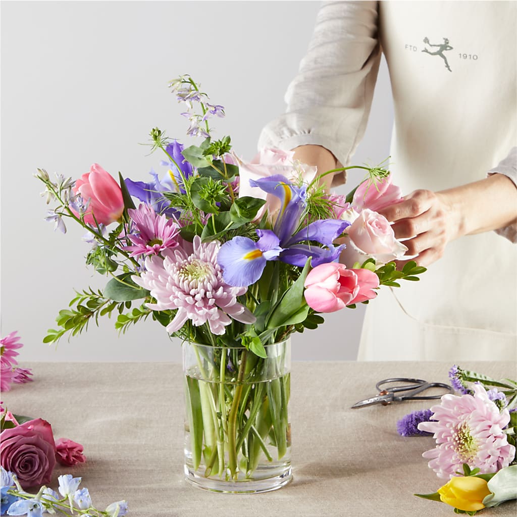 Pastel Tradition - A Florist Original –  La Veranera Flower Shop, Nashville TN
