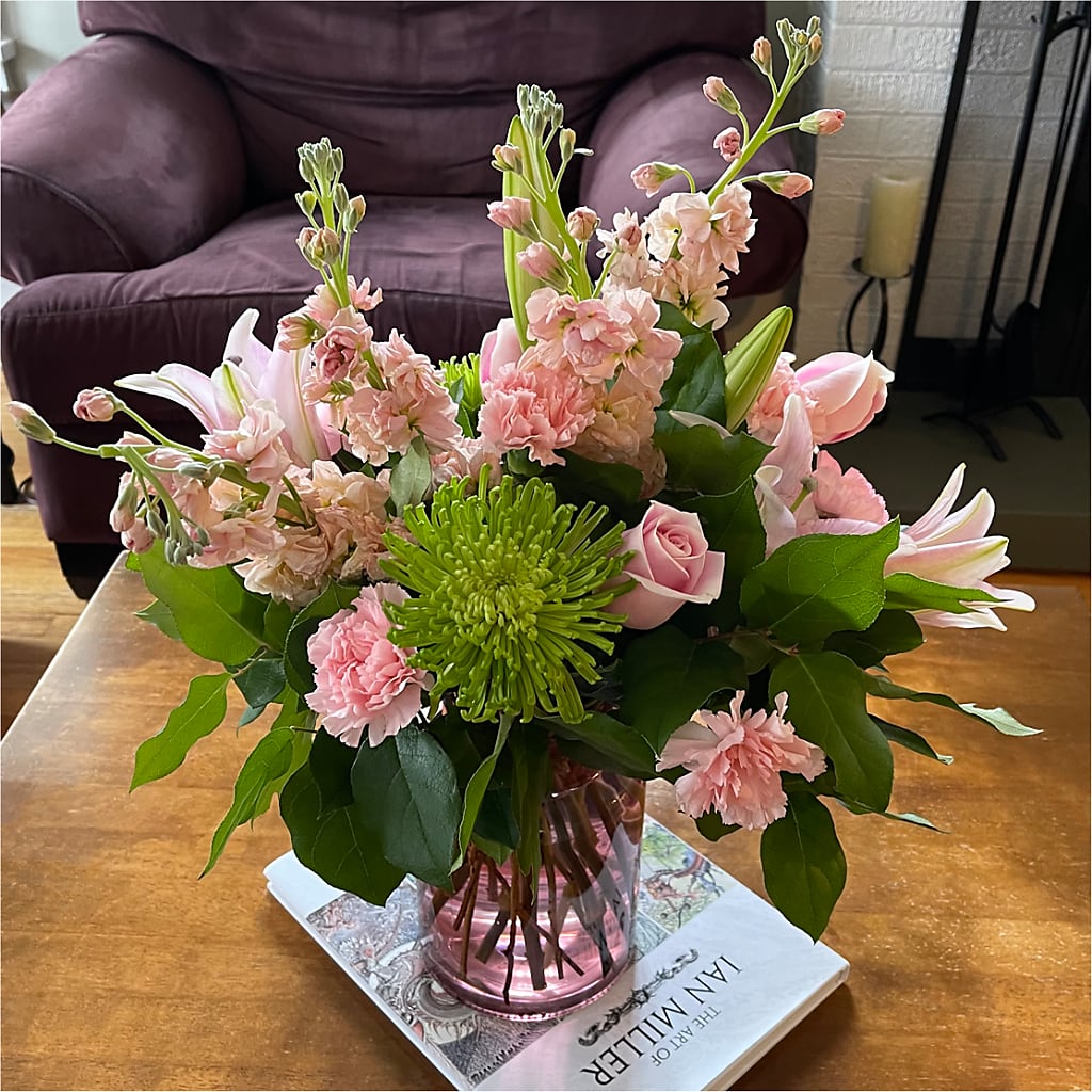 Pretty in Pink Bouquet –  La Veranera Flower Shop, Nashville TN