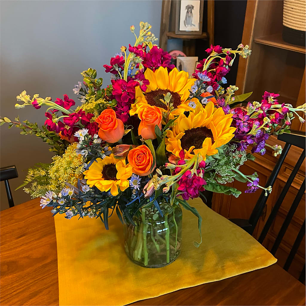 Rays of Life Bouquet –  La Veranera Flower Shop, Nashville TN