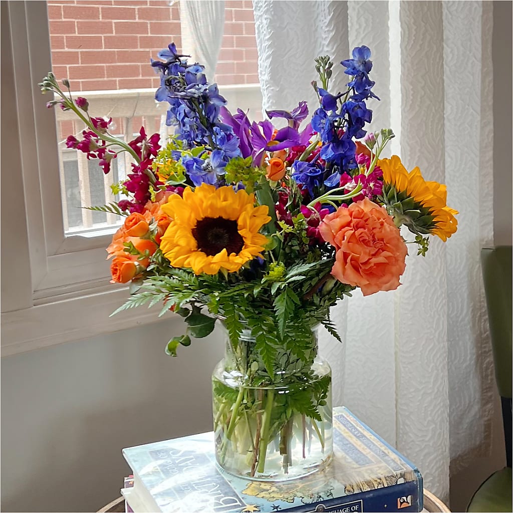 Rays of Life Bouquet –  La Veranera Flower Shop, Nashville TN