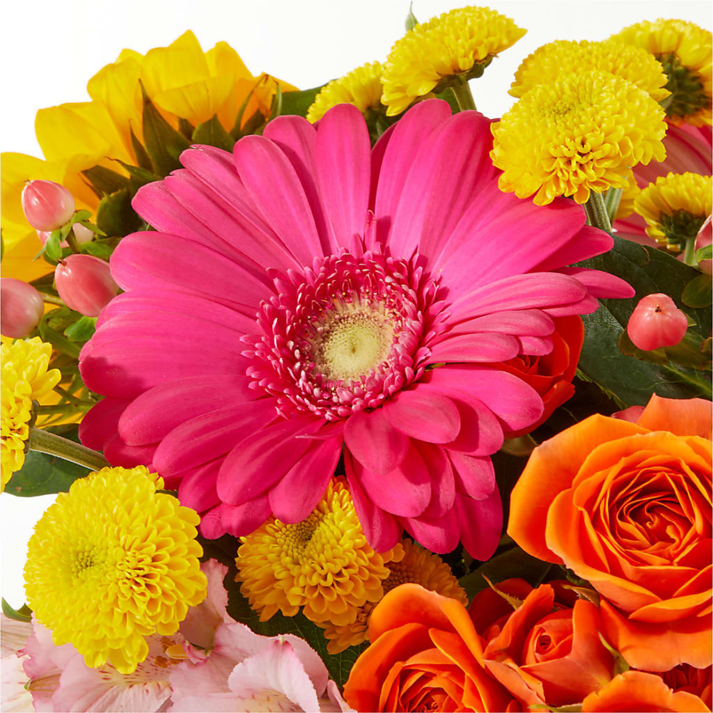 Beach Day Bouquet –  La Veranera Flower Shop, Nashville TN