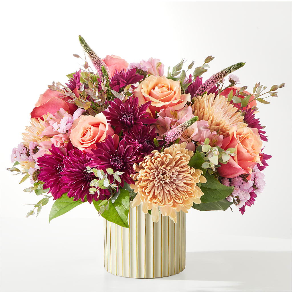 Berry Cobbler Bouquet with Ivory Vase –  La Veranera Flower Shop, Nashville TN