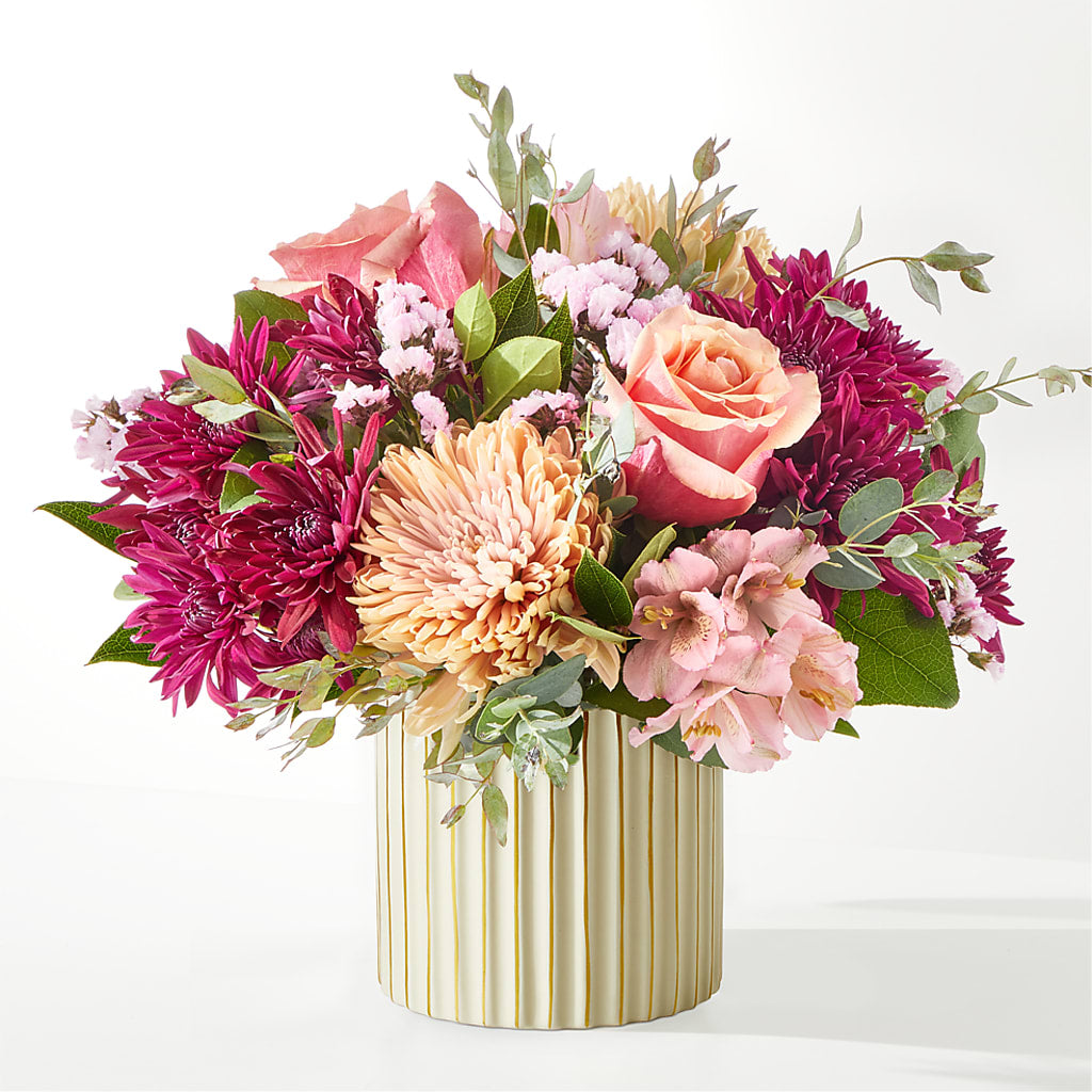Berry Cobbler Bouquet with Ivory Vase –  La Veranera Flower Shop, Nashville TN