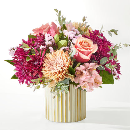 Berry Cobbler Bouquet with Ivory Vase –  La Veranera Flower Shop, Nashville TN