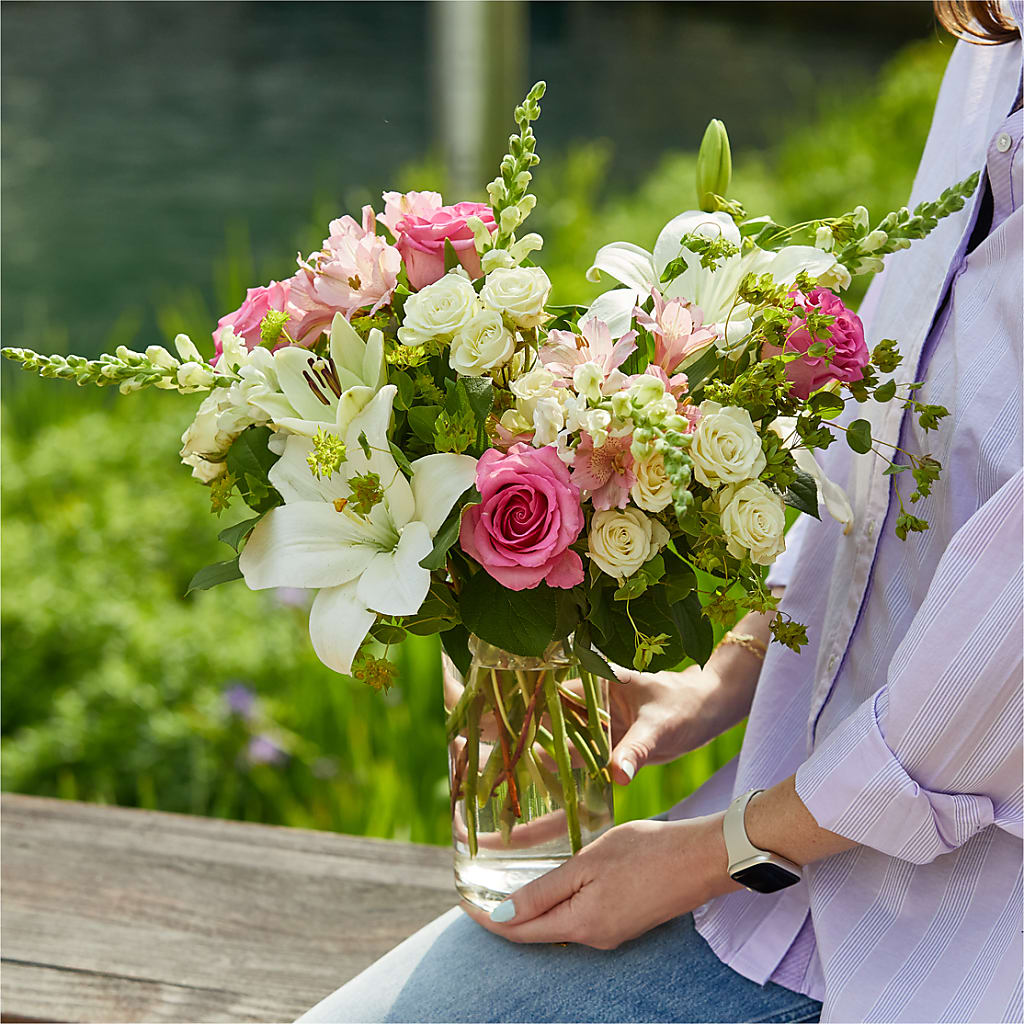 Fondly Bouquet –  La Veranera Flower Shop, Nashville TN