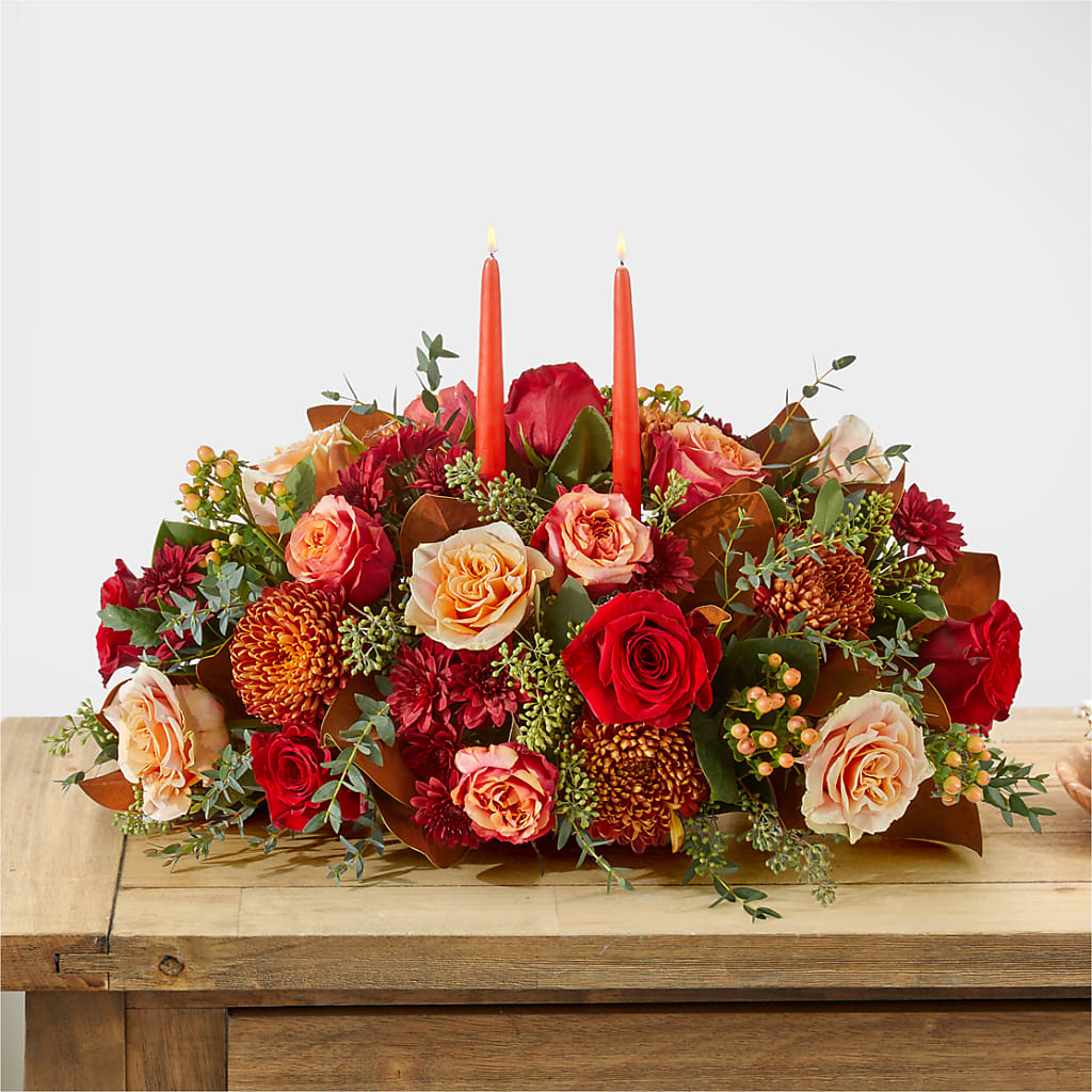 Gather Near Centerpiece –  La Veranera Flower Shop, Nashville TN