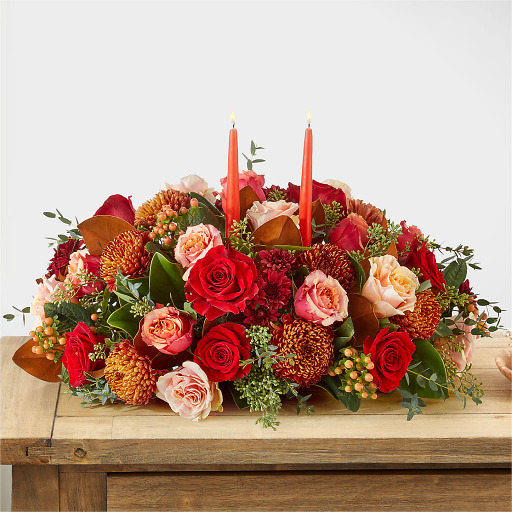 Gather Near Centerpiece –  La Veranera Flower Shop, Nashville TN