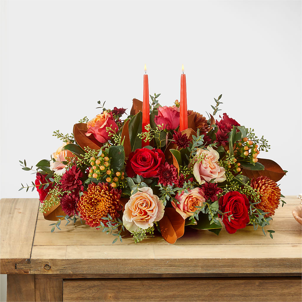 Gather Near Centerpiece –  La Veranera Flower Shop, Nashville TN